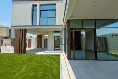 Townhouse de 3 dormitorios en Abu Dhabi, UAE No. 102033 4
