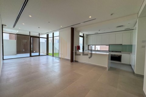 Townhouse de 3 dormitorios en Abu Dhabi, UAE No. 102033 7