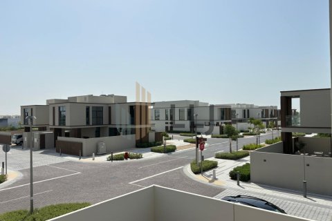 Townhouse de 3 dormitorios en Abu Dhabi, UAE No. 102033 5