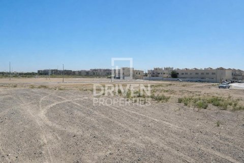 Земельный участок 1262.09м² в Mirdif Villas, ОАЭ №191085 9