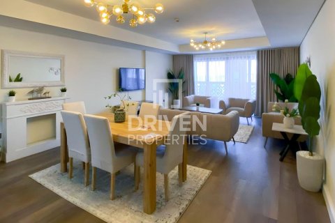 2 bedrooms Apartment in The Crescent, UAE No. 188467 4