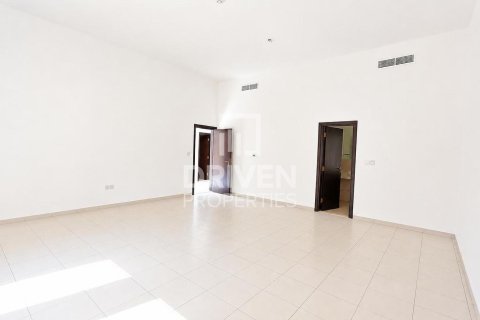 Villa de 5 dormitorios en The Villa, UAE No. 188469 10
