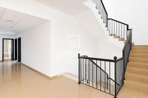 Villa de 5 dormitorios en The Villa, UAE No. 188469 21