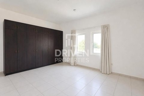 Villa de 5 dormitorios en The Villa, UAE No. 188469 18