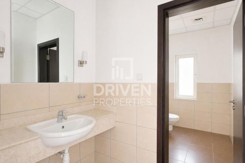 Villa de 5 dormitorios en The Villa, UAE No. 188469 23