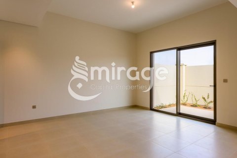 Townhouse de 3 dormitorios en Khalifa City, UAE No. 50834 2