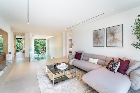 Вилла с 5 спальнями в Jumeirah Islands, ОАЭ №149668 22