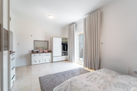 Вилла с 4 спальнями в Jumeirah Islands, ОАЭ №149669 17