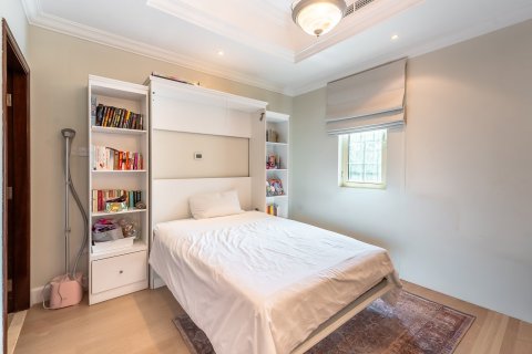 Вилла с 4 спальнями в Jumeirah Islands, ОАЭ №149669 19