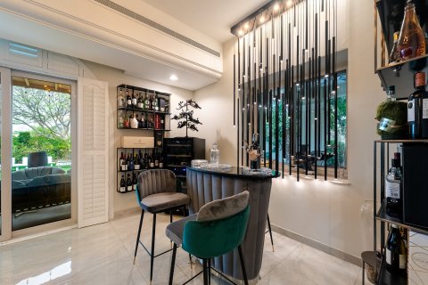 Villa de 5 chambres à Dubai Sports City, UAE No. 149671 10