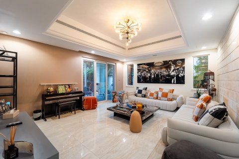 Villa de 5 chambres à Dubai Sports City, UAE No. 149671 14