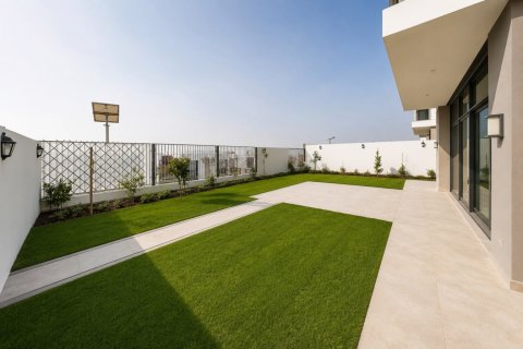 Villa de 4 dormitorios en Al Furjan, UAE No. 167597 13