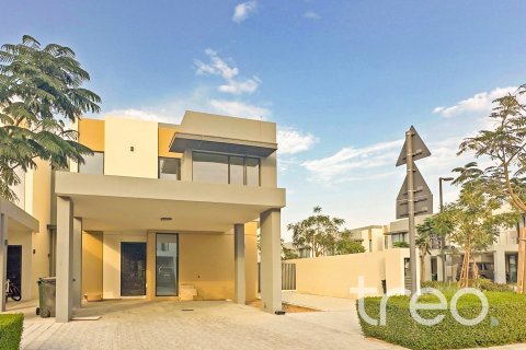 Townhouse de 4 dormitorios en The Valley, UAE No. 174148 2