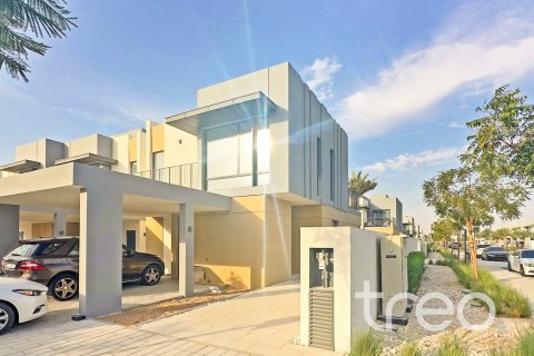 Townhouse de 4 dormitorios en The Valley, UAE No. 174148 3