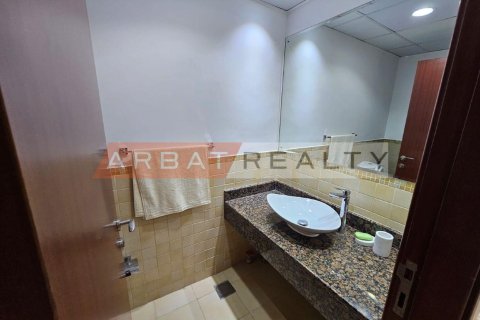 Apartment de 2 dormitorios en Sadaf, UAE No. 185327 18
