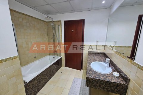 Apartment de 2 dormitorios en Sadaf, UAE No. 185327 12