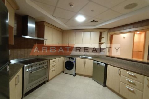 Apartment de 3 dormitorios en Shoreline Apartments, UAE No. 185322 8