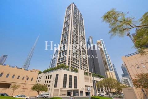 Квартира с 2 спальнями в Burj Royale, ОАЭ №145802 13