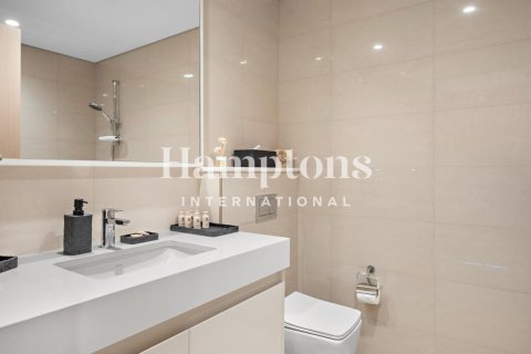 Квартира с 2 спальнями в Burj Royale, ОАЭ №145802