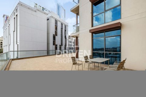 2 bedrooms Apartment in Al Jaddaf, UAE No. 137987 3