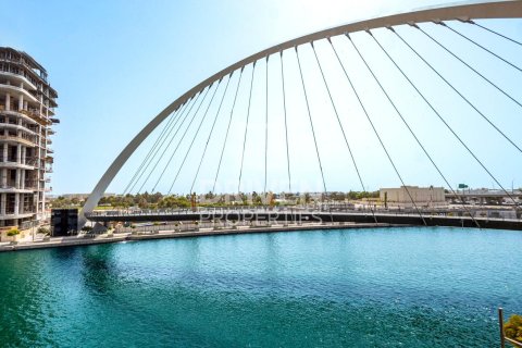 2 bedrooms Apartment in Al Wasl, UAE No. 137988