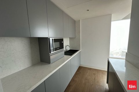 3 bedrooms Apartment in Dubai, UAE No. 168849 12
