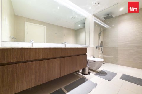 2 bedrooms Apartment in Dubai, UAE No. 142445 14