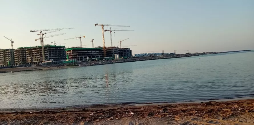 Land in Yiti, Oman No. 104834