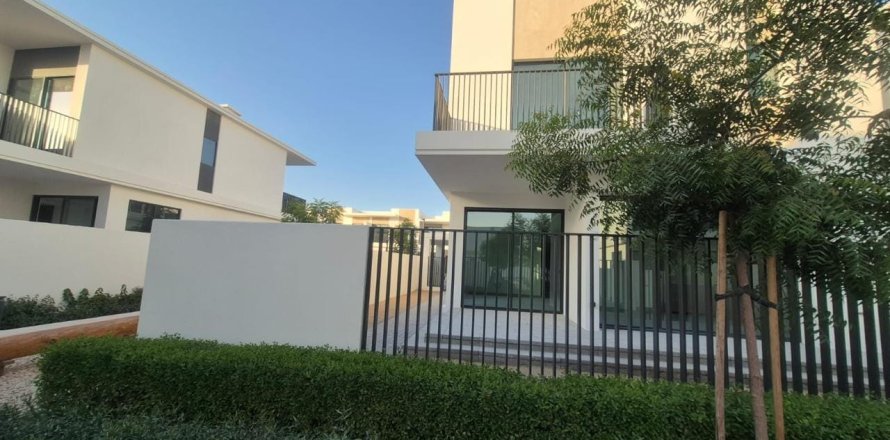 Appartement de 4 chambres à The Valley, UAE No. 165653