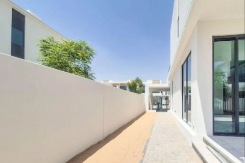 Appartement de 4 chambres à The Valley, UAE No. 165653 8