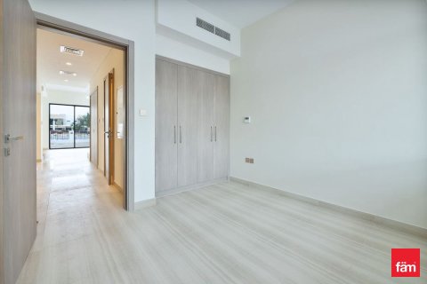 Таунхаус с 4 спальнями в Дубай, ОАЭ №146255 3