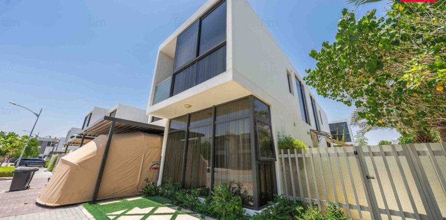 Villa de 6 chambres à Dubai, UAE No. 161731