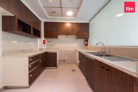 3 bedrooms Apartment in Al Kifaf, UAE No. 161732 3