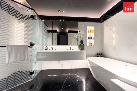 Квартира с 3 спальнями  №126080 11