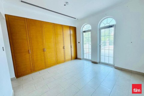Villa de 3 chambres  No. 109688 8