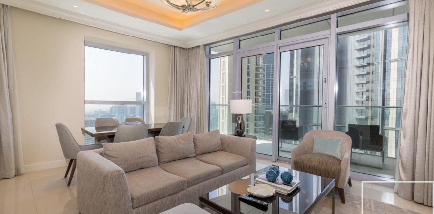 Квартира с 2 спальнями в The Address Residence Fountain Views, ОАЭ №136711