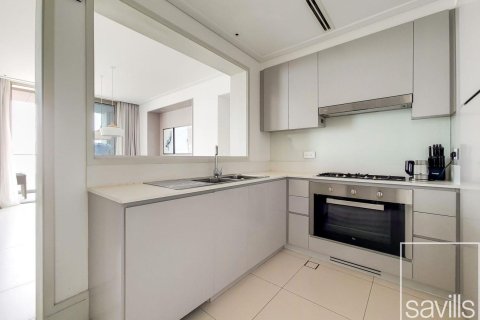 Квартира с 3 спальнями в Даунтаун Дубай (Даунтаун Бурдж Дубай), ОАЭ №136715 11