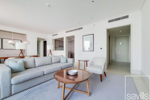 Квартира с 3 спальнями в Даунтаун Дубай (Даунтаун Бурдж Дубай), ОАЭ №136715 3