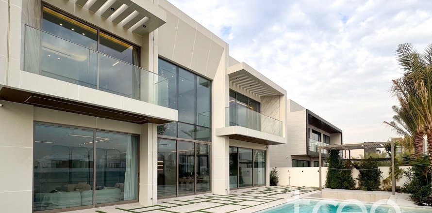 Villa de 5 dormitorios en Al Furjan, UAE No. 173449