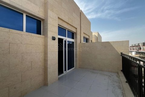 4 bedrooms Townhouse in DAMAC Hills (Akoya by DAMAC), UAE No. 142189 12