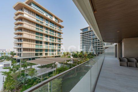 2 bedrooms Apartment in Palm Jumeirah, UAE No. 200332 12