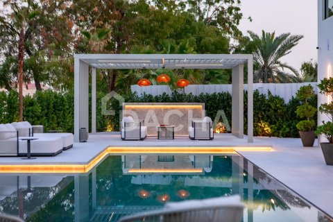 Вилла с 5 спальнями в Jumeirah Islands, ОАЭ №155779 18