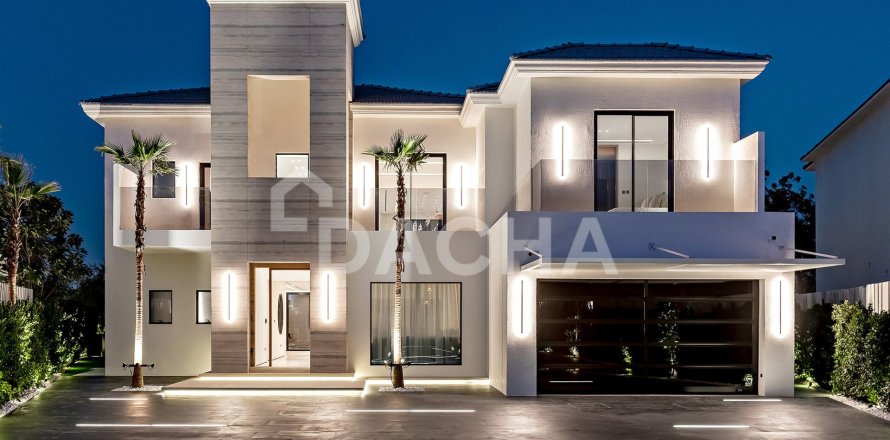 Вилла с 5 спальнями в Jumeirah Islands, ОАЭ №155779