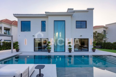 Вилла с 5 спальнями в Jumeirah Islands, ОАЭ №155779 16