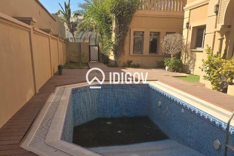 5 bedrooms Villa in Palm Jumeirah, UAE No. 184854 7
