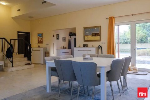 Villa de 5 dormitorios  No. 117911 6