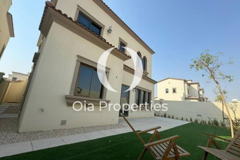 Townhouse de 2 dormitorios en Abu Dhabi, UAE No. 65675 2