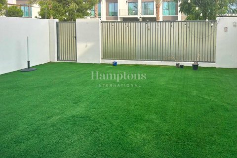 3 bedrooms Townhouse in Al Manara, UAE No. 199526 8