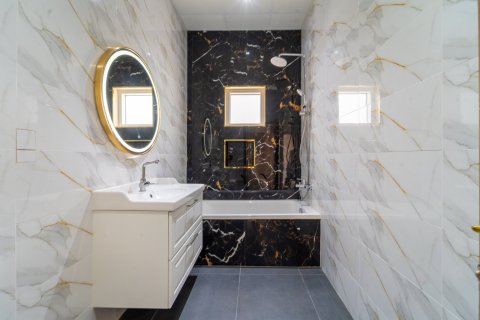 6 bedrooms Townhouse in Dubai, UAE No. 151141 9