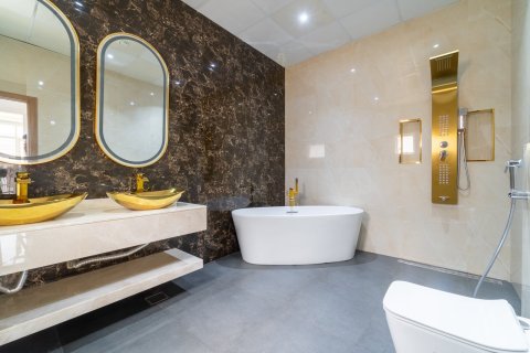 6 bedrooms Townhouse in Dubai, UAE No. 151141 10